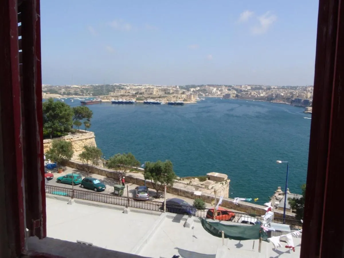 Nr65 Valletta Portview Apartment 0*,  Malta